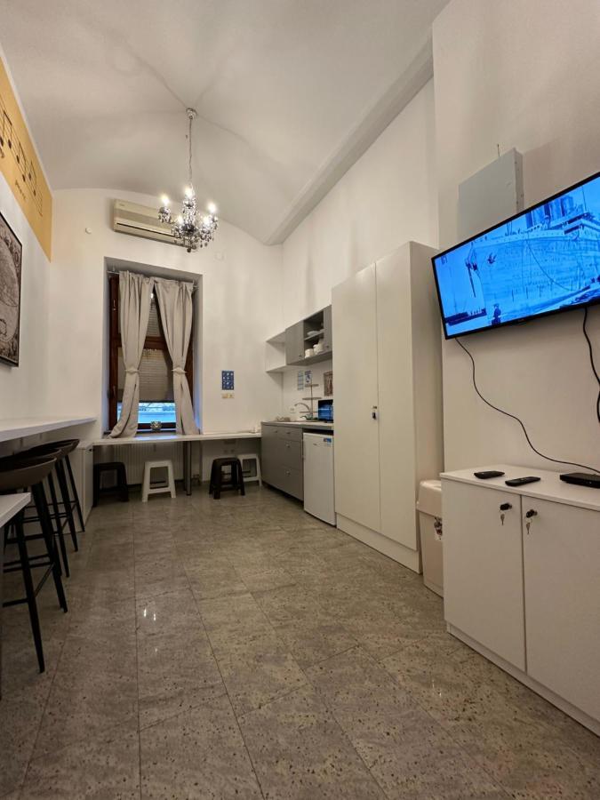 לובליאנה Hostel Opera מראה חיצוני תמונה